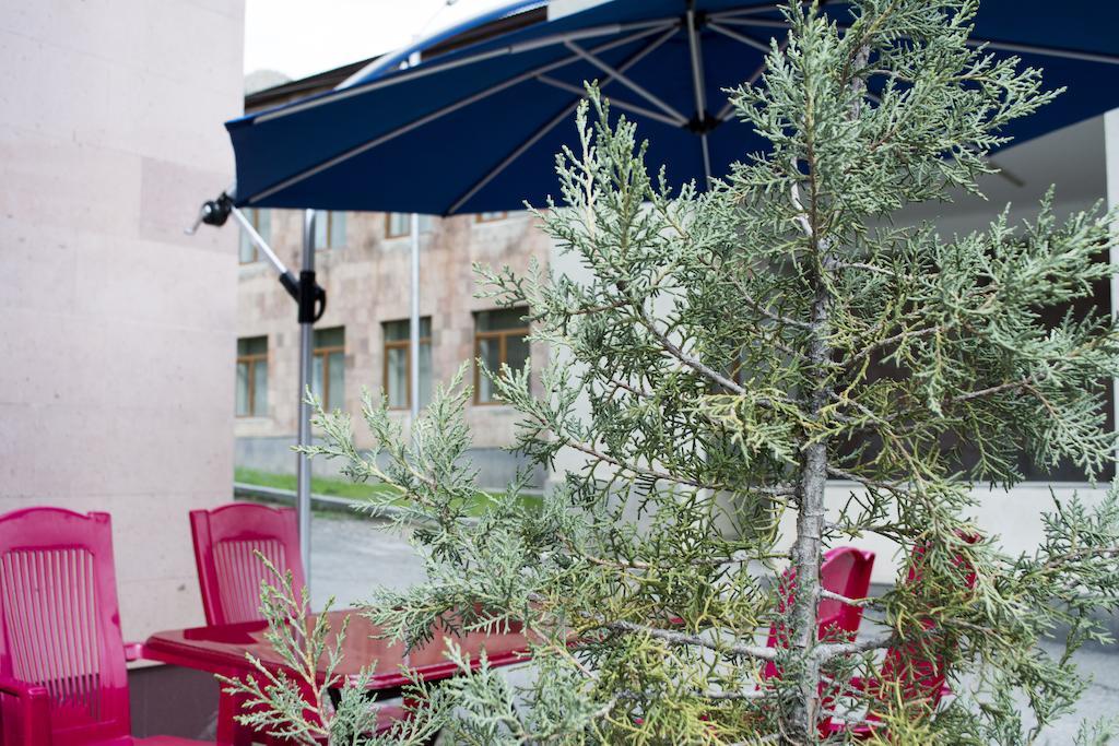 Vayk Hotel المظهر الخارجي الصورة
