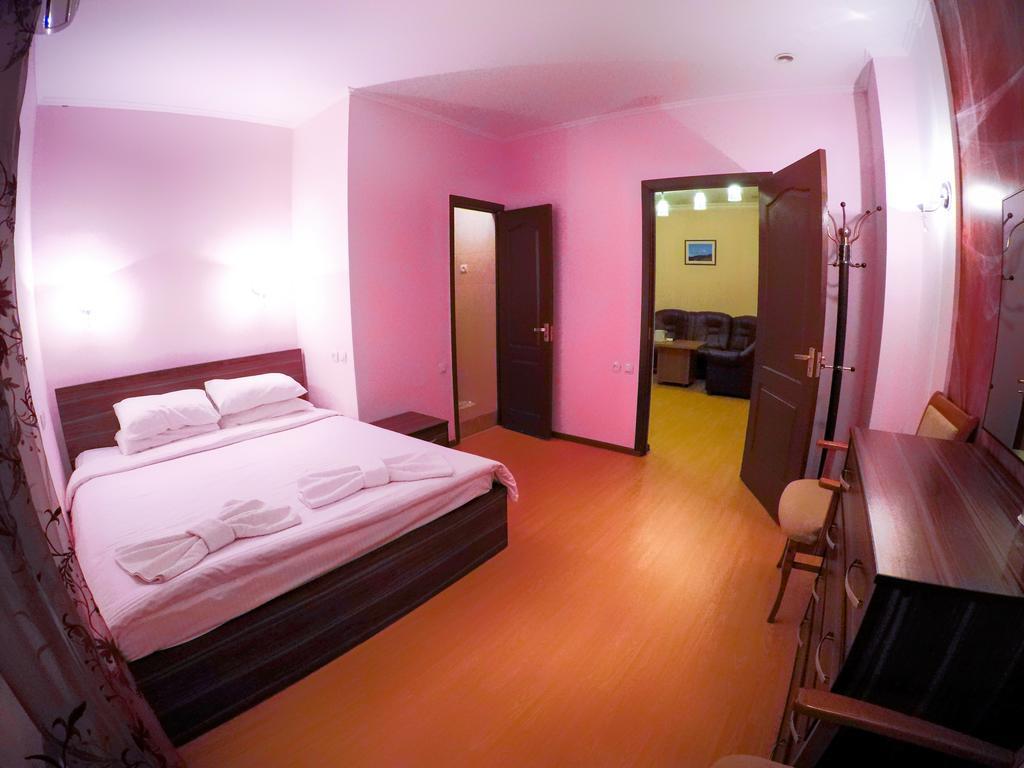 Vayk Hotel المظهر الخارجي الصورة