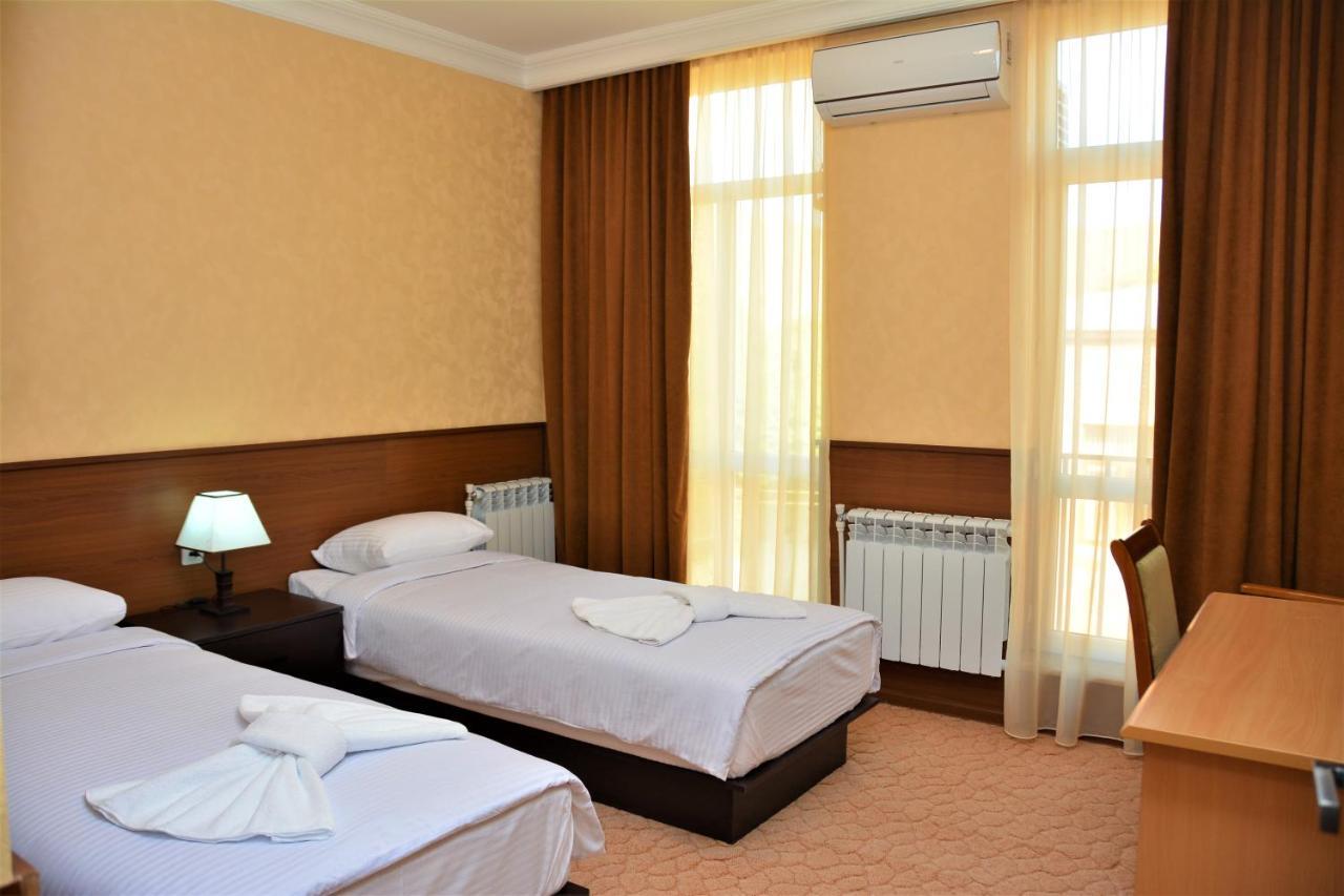 Vayk Hotel المظهر الخارجي الصورة