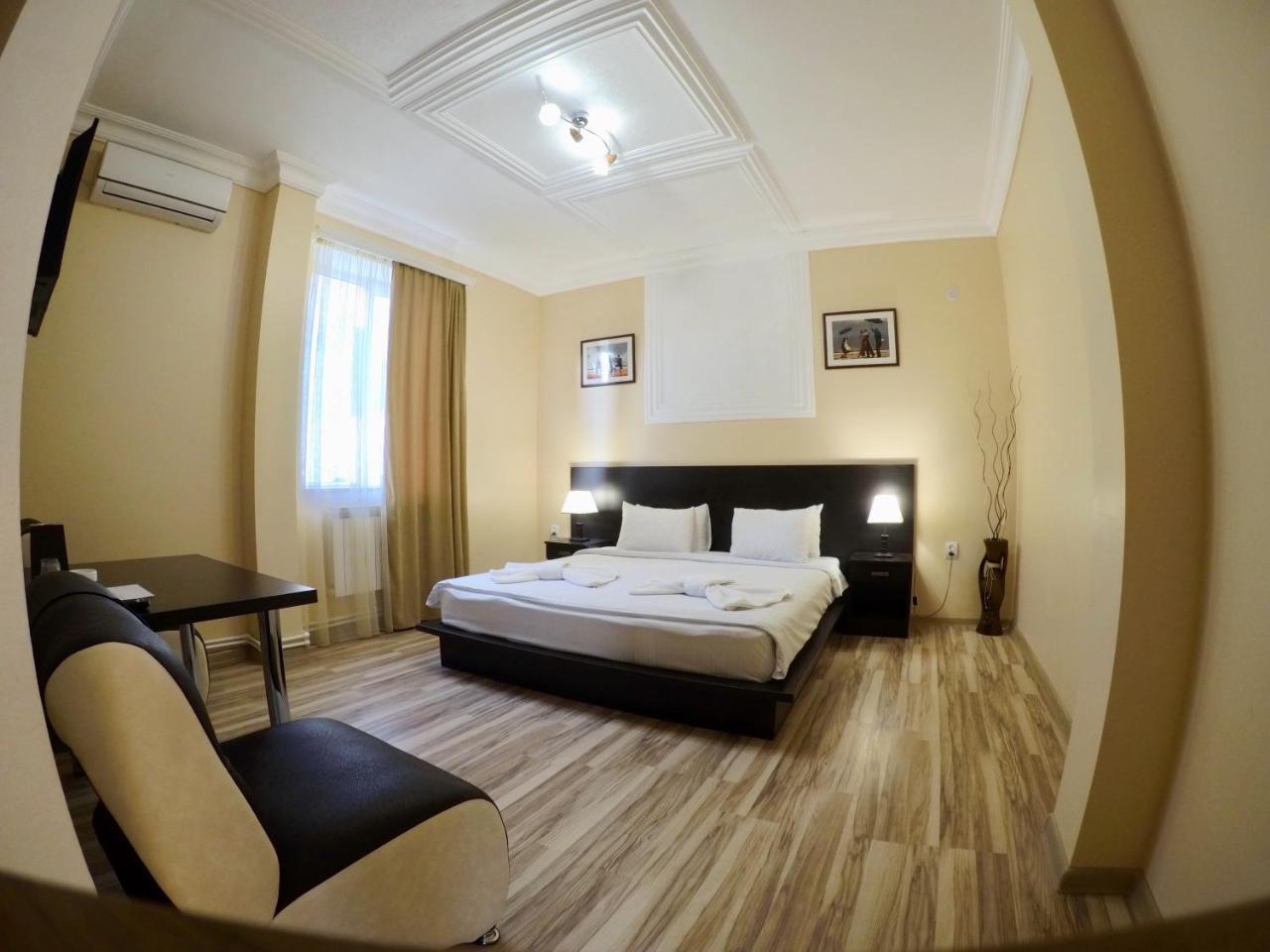 Vayk Hotel المظهر الخارجي الصورة